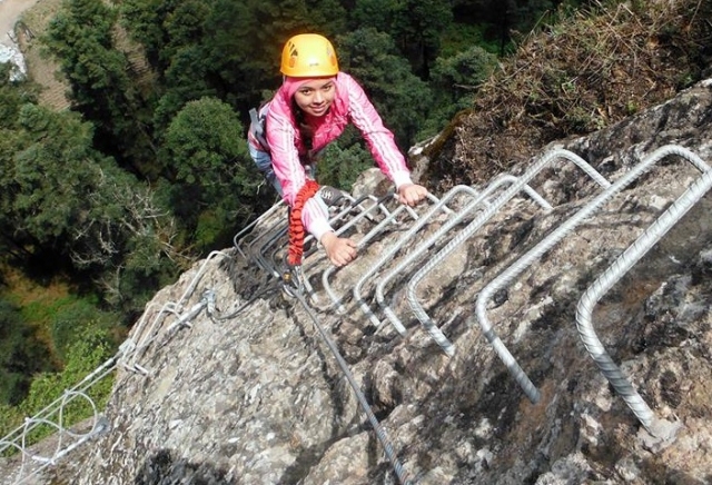 montando las instalaciones